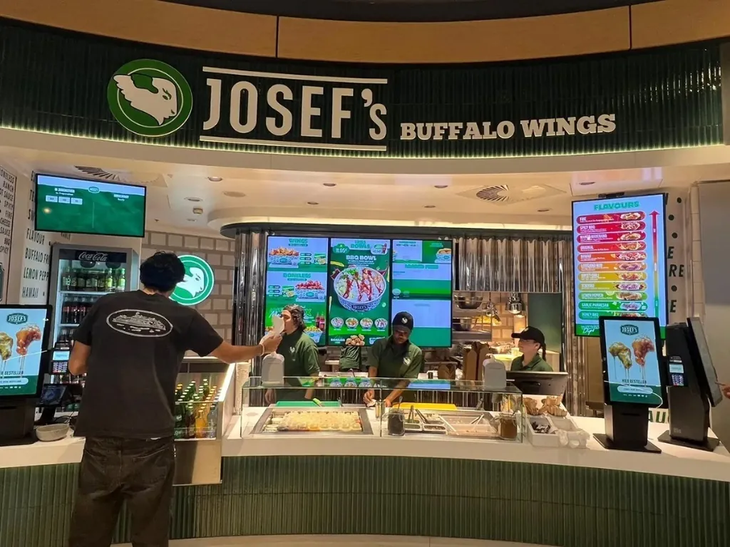 Josef's Buffalo Wings storefront in Hamburg (1 of 2)